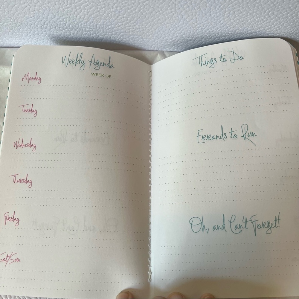 New Weekly planner - Picture 2 of 2
